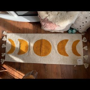 NWT Urban Outfitters Moon Phase Runner Bathmat